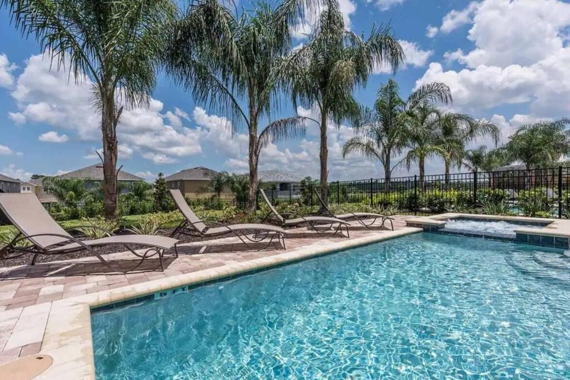 Gorgeous Home W Game Room Heated Pool Spa Orlando Exteriör bild